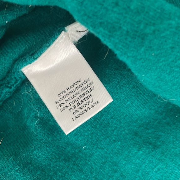 3/4 sleeve emerald green wrap sweater - Picture 3 of 4